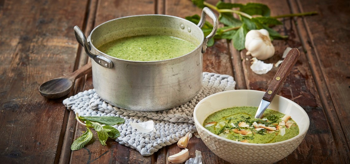 Brokkolisuppe med grønn curry