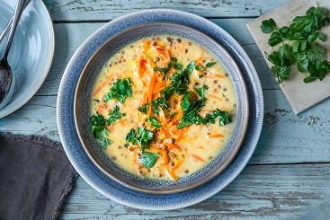 Krydret gulrotsuppe med linser